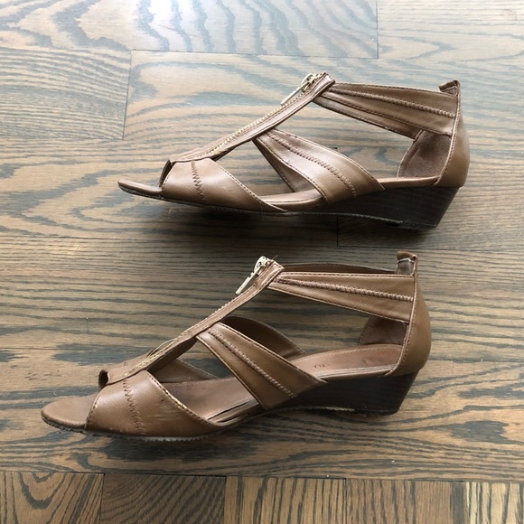 Brown Zippered Wedge Sandals - Picture 3 of 4